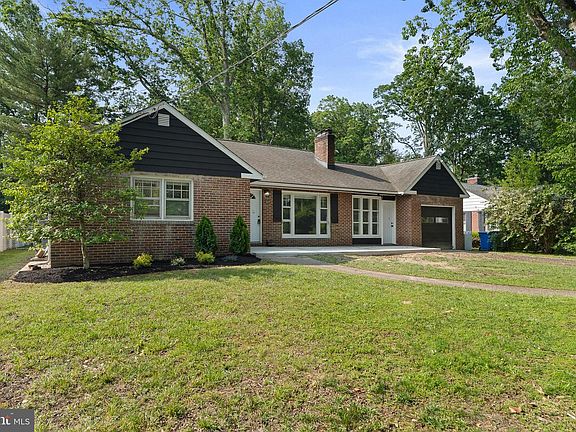 2nd image of 237 Adams Ave