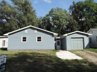 1414 Fenley St, Pekin, IL