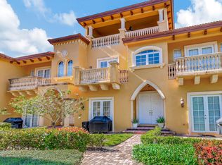 230 NE 69th Cir, Boca Raton, FL 33487