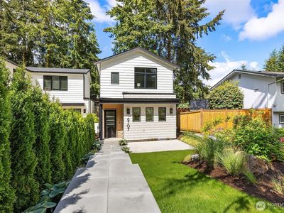 6707 117th Avenue NE, Kirkland, WA, 98033