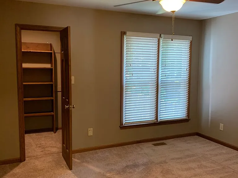 2625 Sawmill Rd — Photo 13
