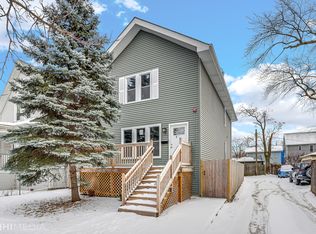 19 Augusta St, Oak Park, IL