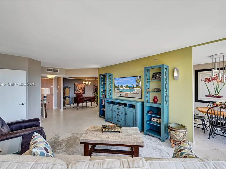 3600 Yacht Club Dr #904 — Photo 15