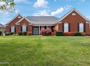 388 Leeward Way, Lenoir City, TN 37772