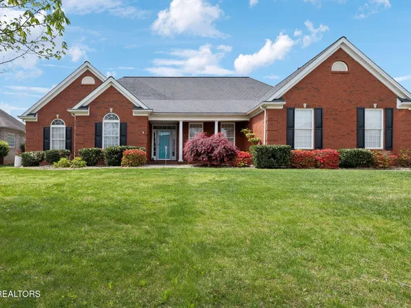 388 Leeward Way, Lenoir City, TN 37772