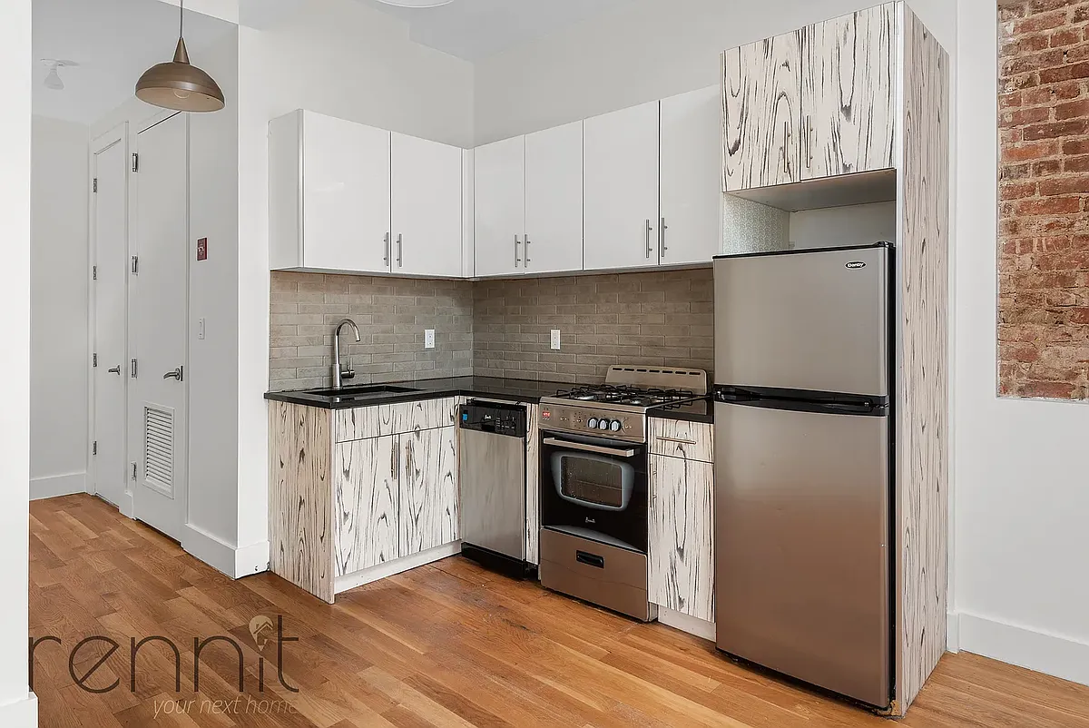 Building Photo - 256 Malcolm X Blvd #4R