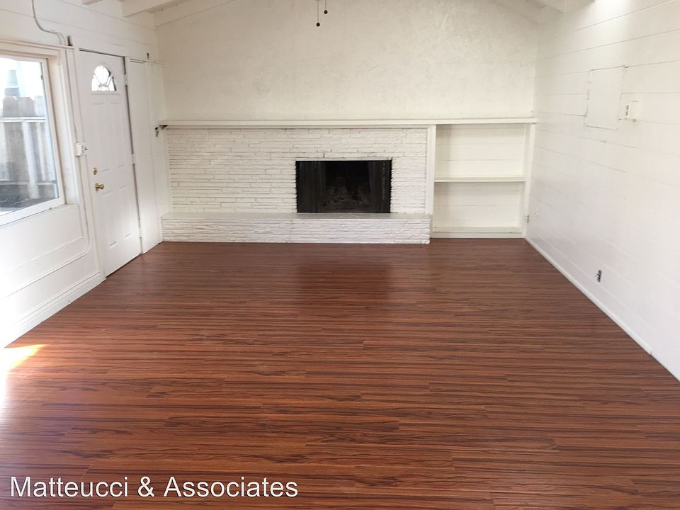 2nd image of 2613 N Pershing Ave