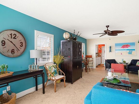 5th image of 3070 Gulf Shore Blvd N
