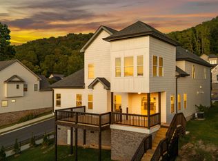 9891 Trestle Cir, Ooltewah, TN 37363