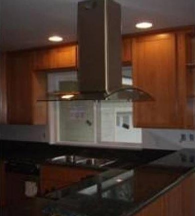 3rd image of 307 Duck Lake Dr NE