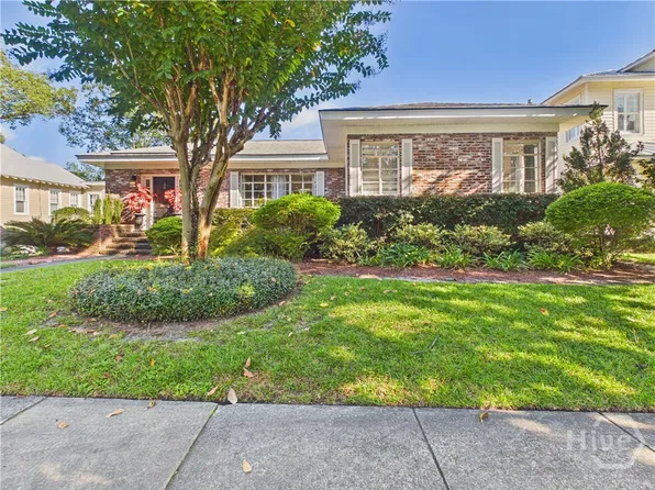 38 E 55th Street, Savannah, GA 31405