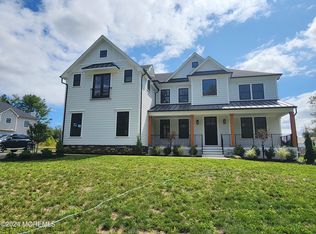 58 Middletown Rd, Holmdel, NJ 07733