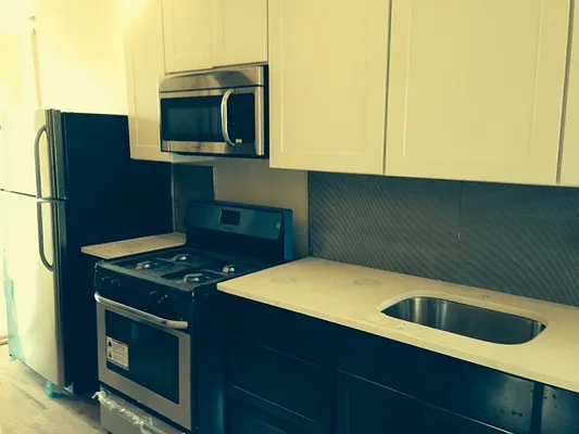 Rented by Loom Group | media 40