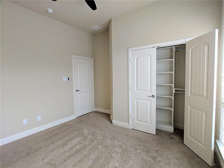 1824 Balboa Park Dr — Photo 18