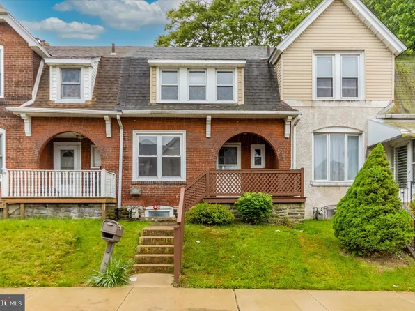 9 Spruce St, Marcus Hook, PA 19061
