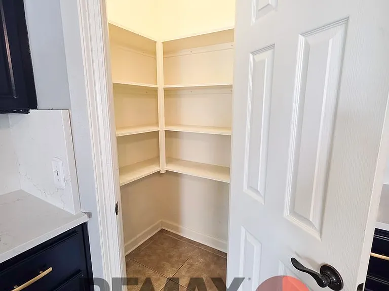 75 Booker Dr — Photo 5