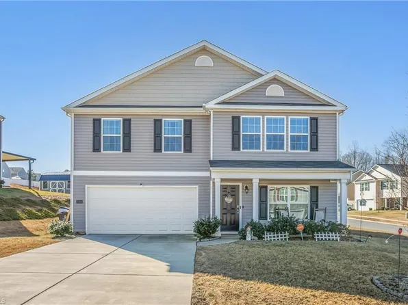 2394 Whisperwood St, Rural Hall, NC 27045