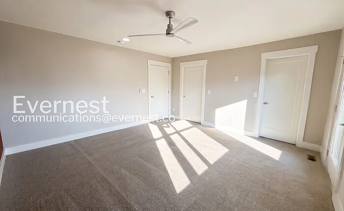 220 Croleywood Ln — Photo 14