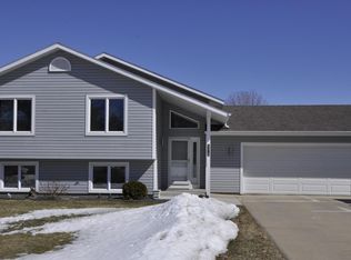 4416 Lincoln Ln NW, Rochester, MN 55901