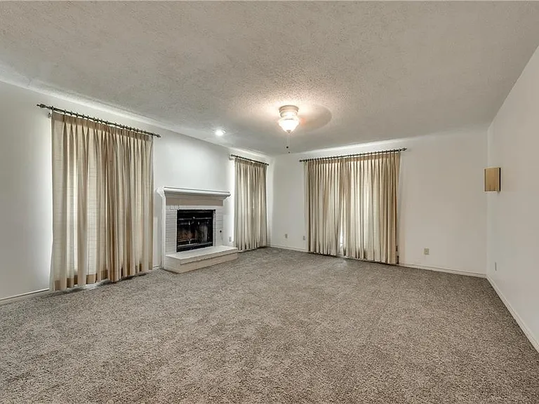 3043 Modella Ave — Photo 2