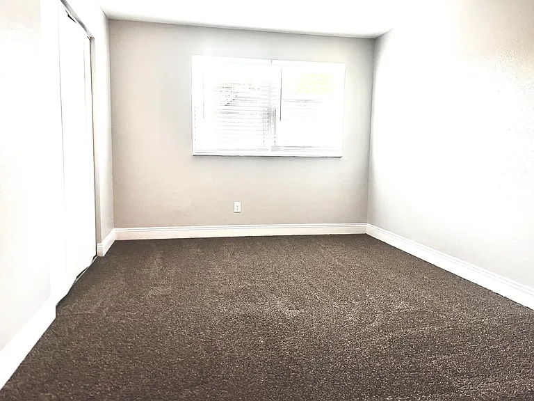 193 Crosswinds Dr — Photo 3