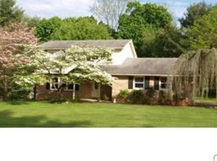 1909 Dartford Rd, Bethlehem, PA 18015