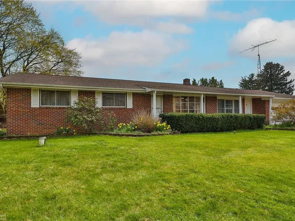 5571 New St, Allentown, PA 18106