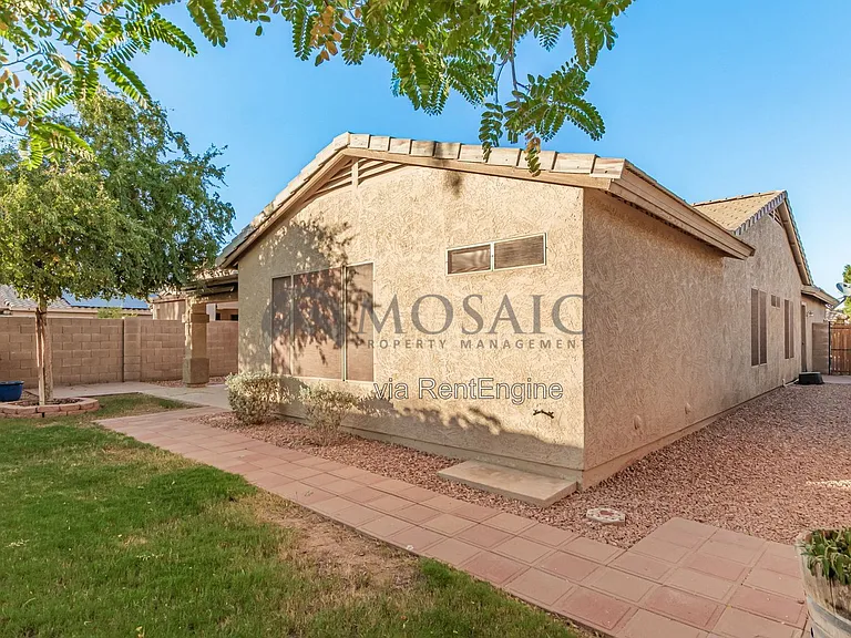 15807 W Marconi Ave — Photo 26