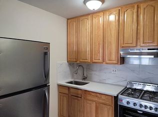 86-47 164th St APT 2F, Jamaica, NY 11432