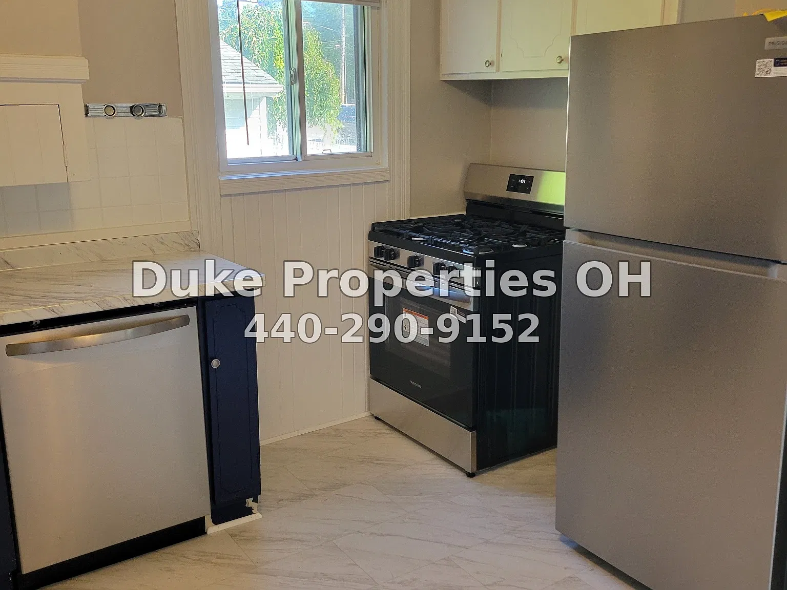 3 bed, 1100 sqft, $1,600 — Photo 3