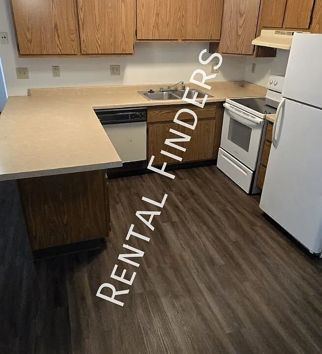 101 E Mitchell Ave #1