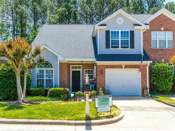 2083 White Pond Ct, Apex, NC 27523