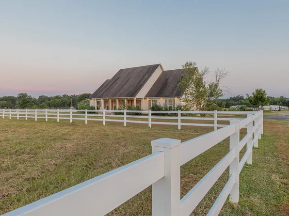 195 Green Valley Dr, Greenbrier, AR 72058