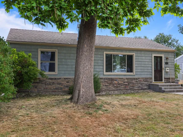 4742 Zane Ave N, Crystal, MN 55429