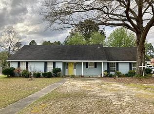 1601 Lee Dr, Dublin, GA 31021