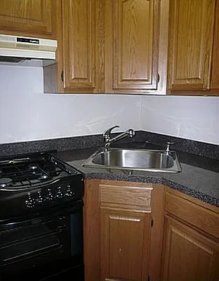 Rented by City Connections Realty | media 56