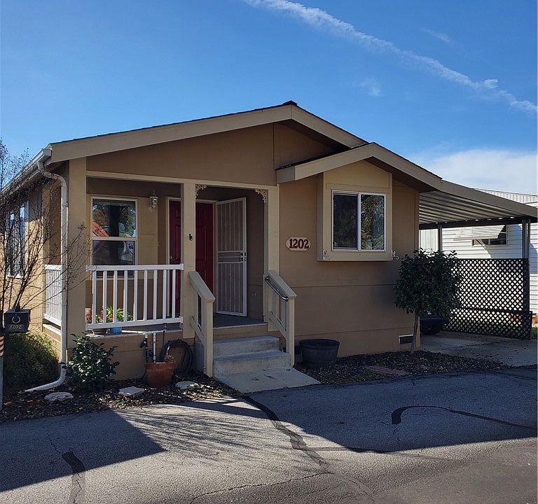 1st image of 1215 El Camino Real #37