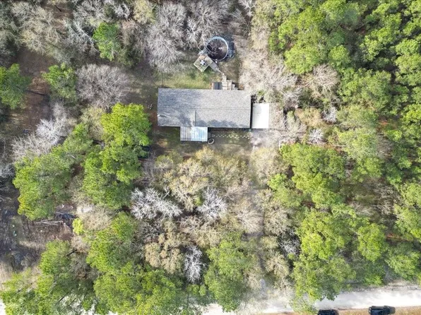 212 Highland Drive, Huntsville, TX 77320