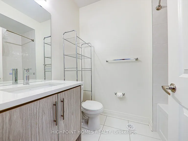 641 Port Darlington Rd #20 — Photo 29
