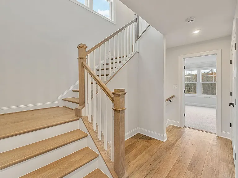 1320 Laconia Ln — Photo 49