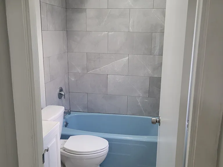 2603 W Lawrence Ave #2E — Photo 4