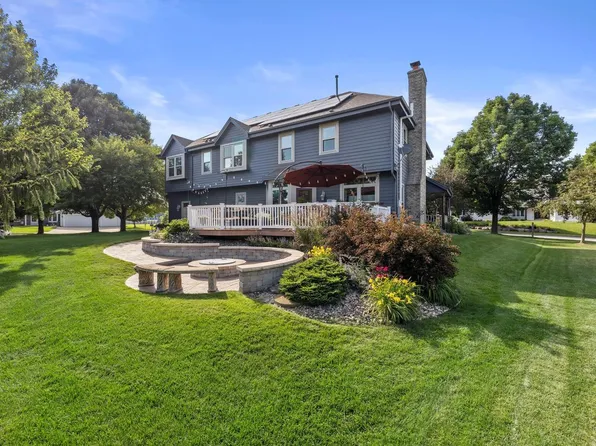 2719 Lavine LANE, Waukesha, WI 53189