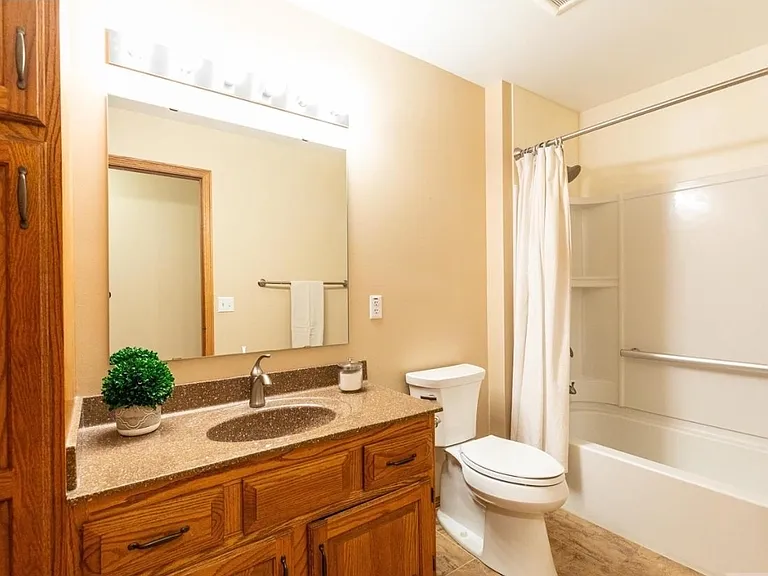 878 Sky Ridge Dr — Photo 15