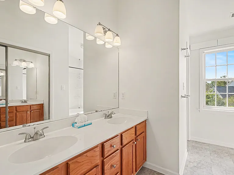 9231 Mitchell Glen Dr — Photo 22