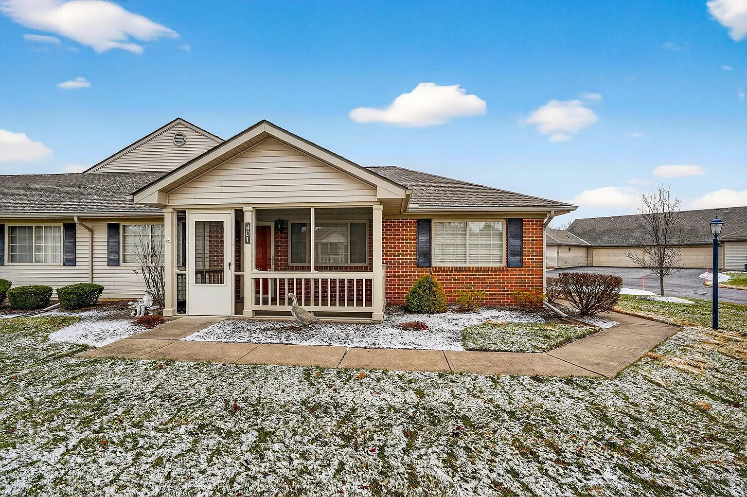 401 Virginia Ct photo 1