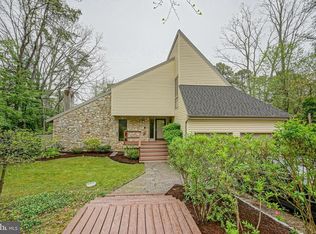 8 Chipley Run, Voorhees, NJ 08043