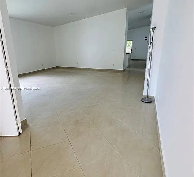 10420 SW 24th Ct — Photo 3
