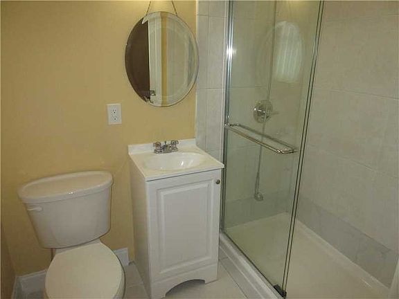 3rd image of 8411 Byron Ave APT 11