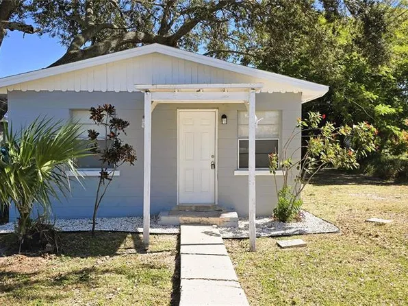 134 E St #12, Lake Wales, FL 33853
