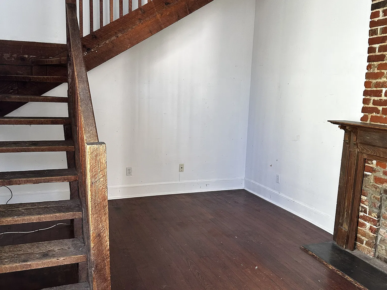 2 bed, $1,200 — Photo 2